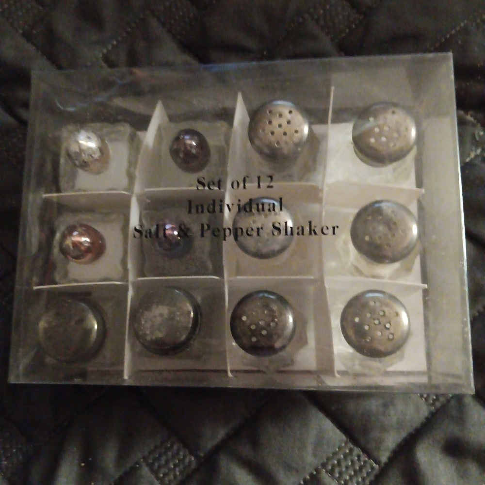 12 Vintage Miniature Glass Salt&Pepper Shakers
